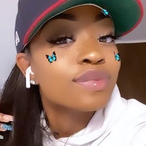 Meet your Posher, Kana